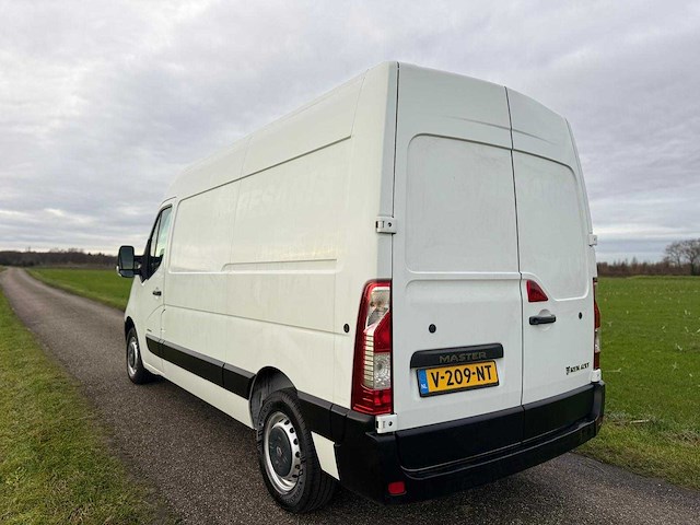 Renault - master - t33 2.3 dci l2h3 eco - v-209-nt - afbeelding 11 van  12