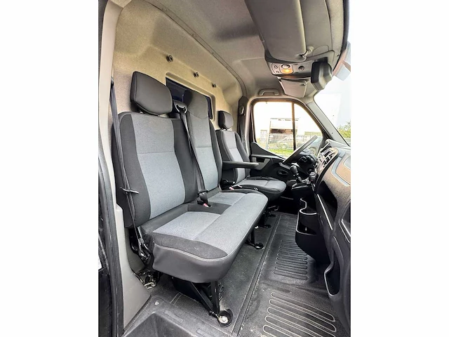 Renault - master - t35 2.3 dci l2h2ecdc - bedrijfswagen - afbeelding 22 van  28