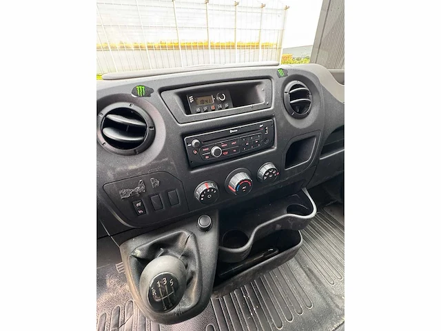 Renault - master - t35 2.3 dci l2h2ecdc - bedrijfswagen - afbeelding 14 van  28