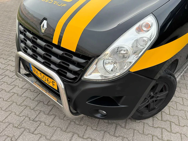 Renault - master - t35 2.3 dci l2h2ecdc - bedrijfswagen - afbeelding 25 van  28