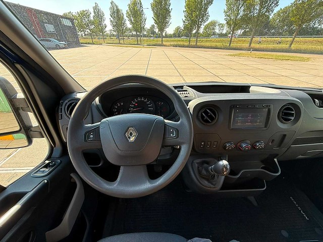 Renault - master - t35 2.3 dci l2h3 en. - bedrijfswagen 2018 - afbeelding 2 van  9