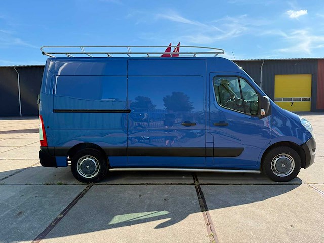 Renault - master - t35 2.3 dci l2h3 en. - bedrijfswagen 2018 - afbeelding 3 van  9