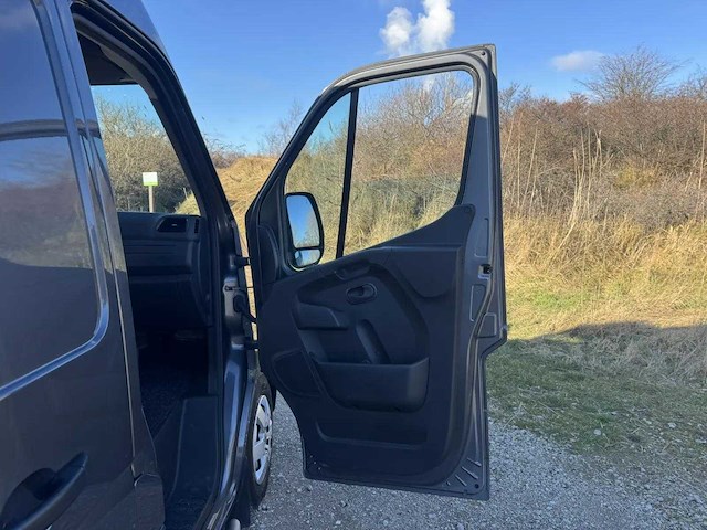 Renault - master - t35 2.3dci l3h2 w.e. - bedrijfswagen - afbeelding 46 van  50