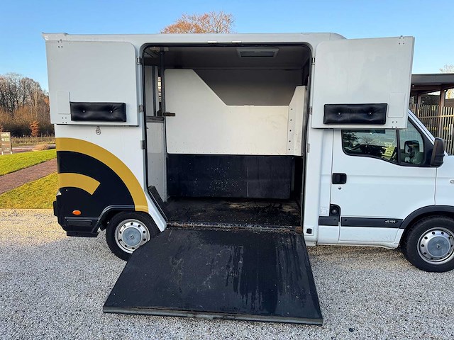 Renault - master - t35 2.5dci 2 paardswagen - 89-vzx-7 - 2006 - afbeelding 3 van  26