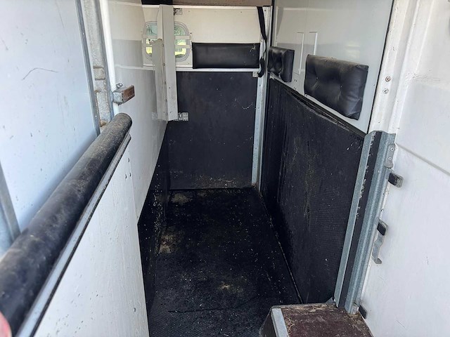 Renault - master - t35 2.5dci 2 paardswagen - 89-vzx-7 - 2006 - afbeelding 17 van  26