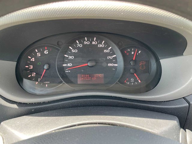 Renault - master 3t5 - truck - 2018 - afbeelding 14 van  24