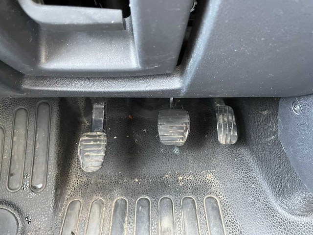 Renault - master 3t5 - truck - 2018 - afbeelding 15 van  24