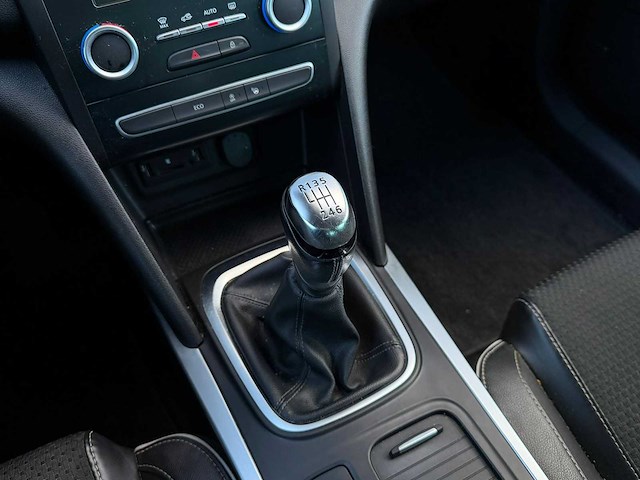 Renault - mégane - 1.2 tce bose - car - 2016|kj-811-j|iaw - afbeelding 3 van  24