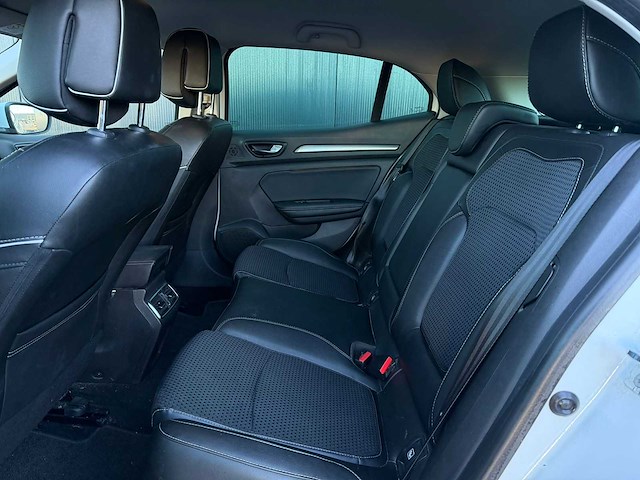 Renault - mégane - 1.2 tce bose - car - 2016|kj-811-j|iaw - afbeelding 11 van  24