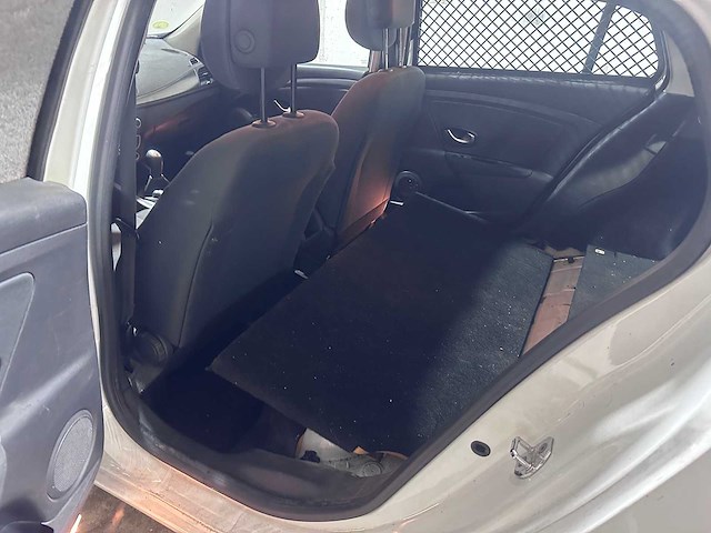 Renault - mégane - 1.5 dci expression van- 9-vrl-96 - afbeelding 9 van  19