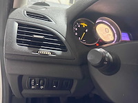 Renault - mégane - 1.5 dci expression van- 9-vrl-96 - afbeelding 4 van  19