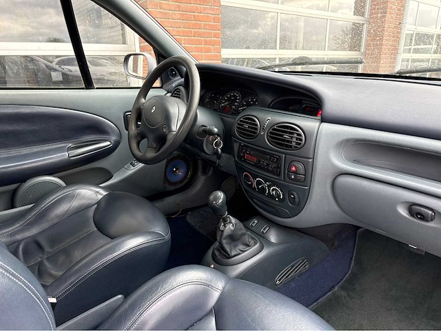 Renault - mégane - cabrio - 1.6e - personenauto - 1997 - afbeelding 2 van  23