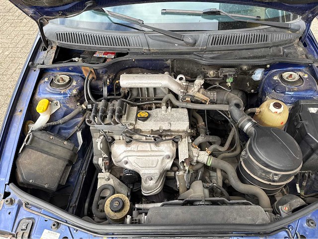 Renault - mégane - cabrio - 1.6e - personenauto - 1997 - afbeelding 10 van  23