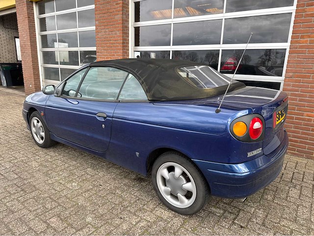 Renault - mégane - cabrio - 1.6e - personenauto - 1997 - afbeelding 18 van  23