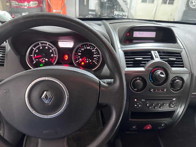 Renault - megane 1.4 - sedan - gsk-84-t - afbeelding 14 van  14