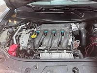 Renault - mégane coupé-cabriolet - 2.0-16v priv.luxe - 13-sk-kd- 2006 - afbeelding 10 van  19