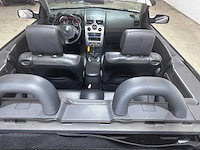 Renault - mégane coupé-cabriolet - 2.0-16v priv.luxe - 13-sk-kd- 2006 - afbeelding 17 van  19