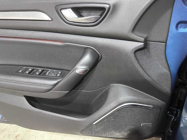 Renault - mégane estate - 1.2 tce bose - rf-930-s- 2017 - afbeelding 2 van  16