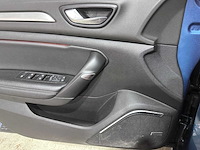 Renault - mégane estate - 1.2 tce bose - rf-930-s- 2017 - afbeelding 2 van  16