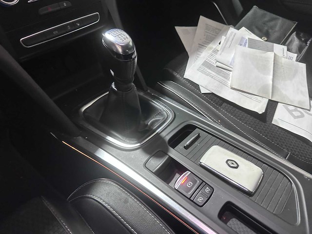 Renault - mégane estate - 1.2 tce bose - rf-930-s- 2017 - afbeelding 6 van  16