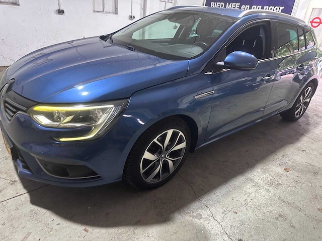Renault - mégane estate - 1.2 tce bose - rf-930-s- 2017 - afbeelding 1 van  16
