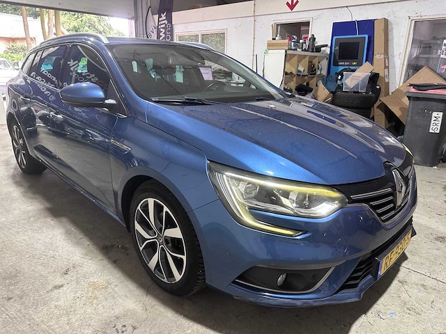 Renault - mégane estate - 1.2 tce bose - rf-930-s- 2017 - afbeelding 12 van  16