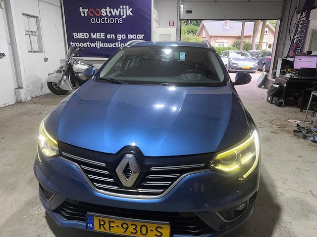 Renault - mégane estate - 1.2 tce bose - rf-930-s- 2017 - afbeelding 13 van  16