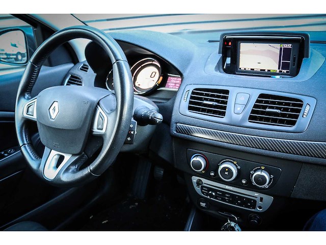 Renault - mégane estate - 1.2 tce expression - 05-zrv-6 - afbeelding 19 van  21