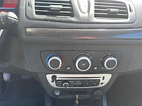 Renault - mégane estate - 1.2 tce expression - 2-ttb-17- 2014 - afbeelding 3 van  13