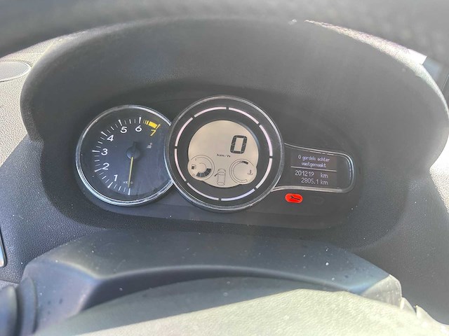 Renault - mégane estate - 1.2 tce expression - 2-ttb-17- 2014 - afbeelding 12 van  13