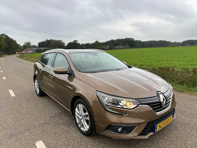 Renault - mégane estate - 1.5 dci eco2 zen - 2017 - nz-818-x - personenauto - afbeelding 8 van  12