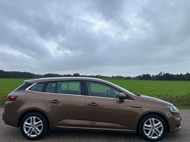 Renault - mégane estate - 1.5 dci eco2 zen - 2017 - nz-818-x - personenauto - afbeelding 9 van  12