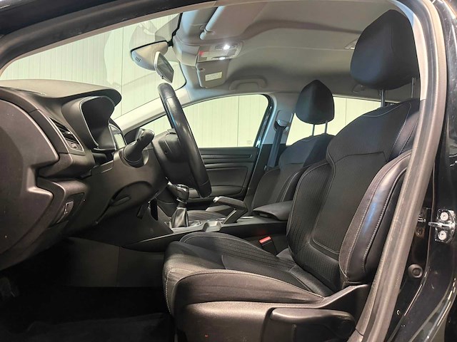 Renault - mégane estate - 1.5 dci eco2 zen pf916t 2017 iaw - afbeelding 9 van  13