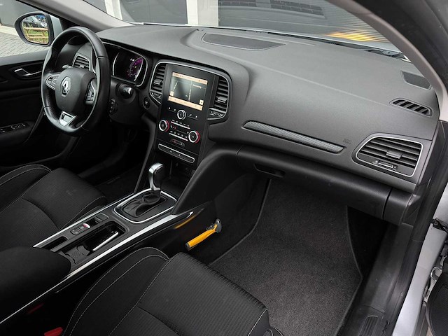 Renault - mégane estate - 1.5 dci zen - car - 2018|p-669-pb|iaw - afbeelding 26 van  27