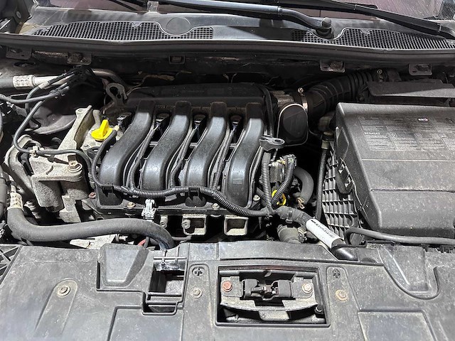 Renault - mégane estate - 1.6 authentique - sj-627-n- 2012 - afbeelding 7 van  12