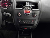 Renault - mégane grand tour - 2.0-16v dynam. comf - 77-sl-kg - afbeelding 4 van  13