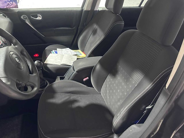 Renault - mégane grand tour - 2.0-16v dynam. comf - 77-sl-kg - afbeelding 5 van  13