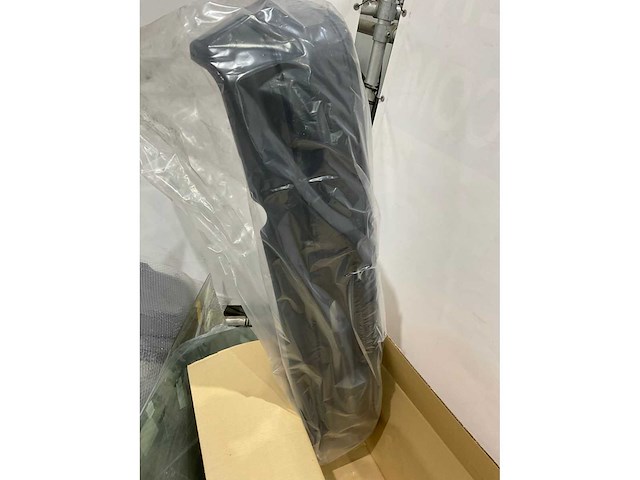 Renault - partij auto onderdelen - afbeelding 1 van  6