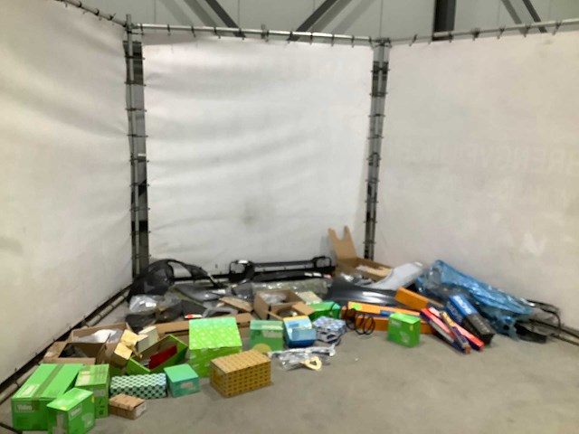 Renault - partij auto onderdelen - afbeelding 1 van  13