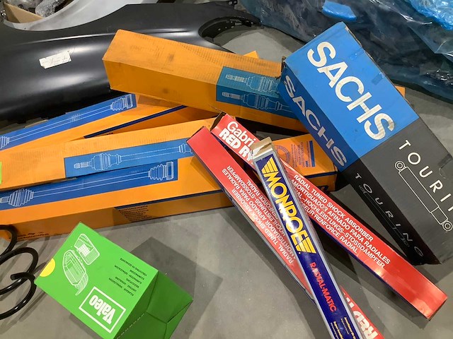 Renault - partij auto onderdelen - afbeelding 8 van  13