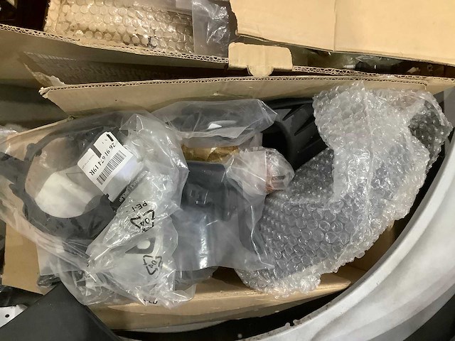 Renault - partij auto onderdelen - afbeelding 11 van  13