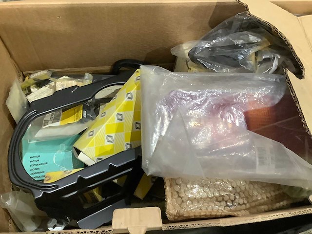 Renault - partij auto onderdelen - afbeelding 12 van  13