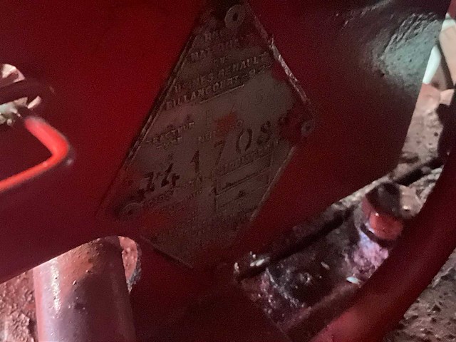 Renault - r7054 vintage 2wd - oldtimer tractor - 1962 - afbeelding 8 van  12