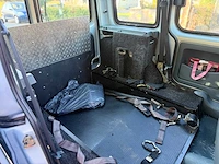 Renault - rolstoelauto - kangoo - 1.4 expression - 2001 - 05-gr-sj - afbeelding 3 van  11