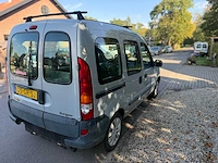Renault - rolstoelauto - kangoo - 1.4 expression - 2001 - 05-gr-sj - afbeelding 7 van  11