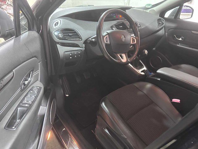 Renault - scénic - 1.2 tce bose - car - 2013 - afbeelding 7 van  7