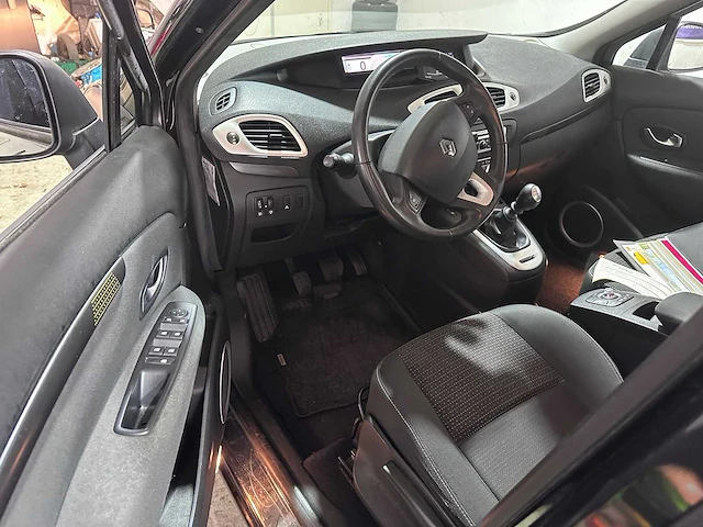 Renault - scénic - 1.4 tce bns sport - 20-jsv-4- 2009 - afbeelding 18 van  20