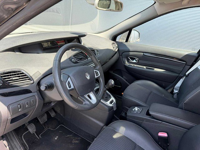 Renault - scénic - 1.4 tce bose - personenauto - 2011 - afbeelding 27 van  27