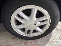 Renault - scénic - 1.6-16v authentique 127dkm- 22-jg-ln - afbeelding 10 van  19