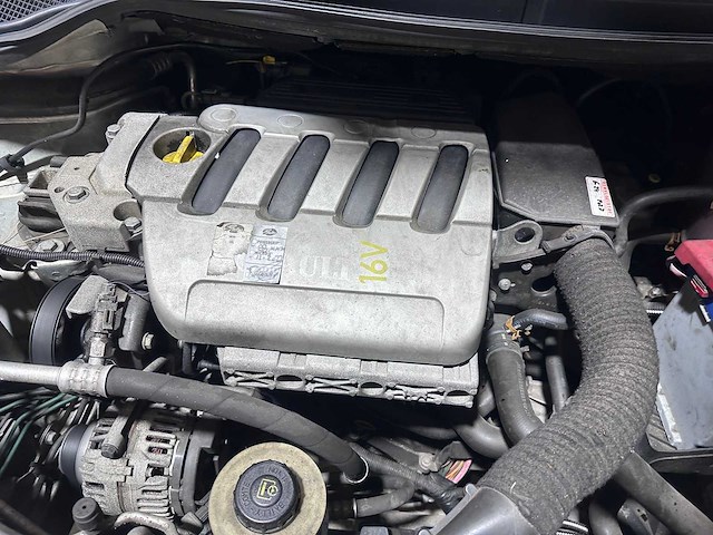 Renault - scénic - 1.6-16v authentique 127dkm- 22-jg-ln - afbeelding 11 van  19